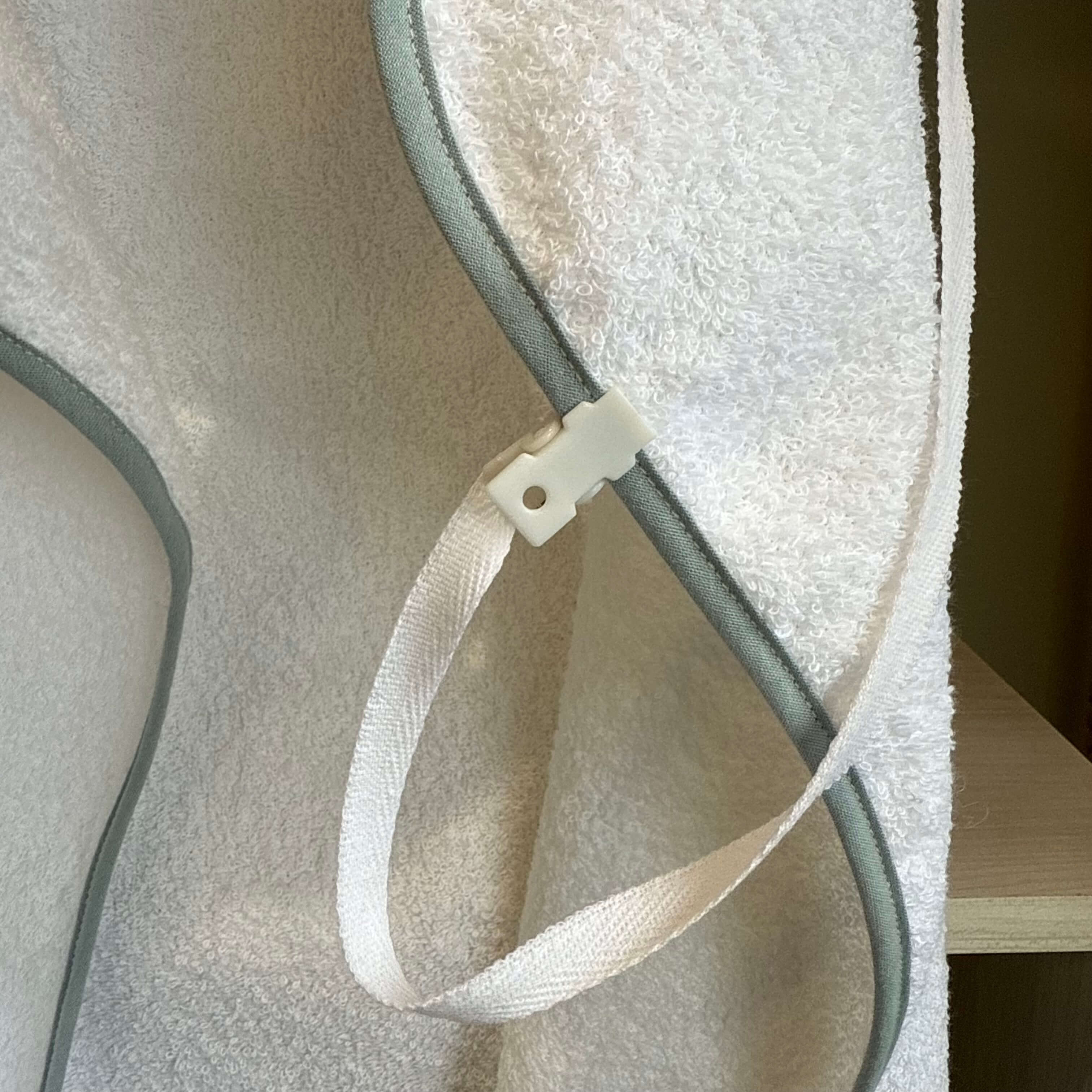 Toallón manos libres